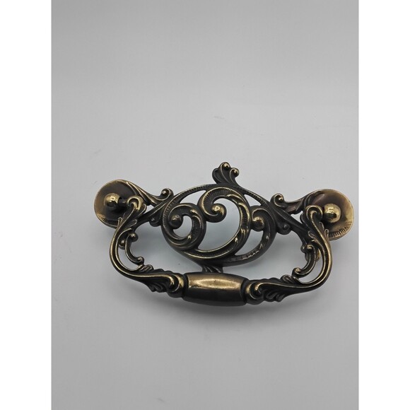 Vintage Ornate Antique Brass  Drop Bail Furniture Cabinet Drawer Pulls Victorian - Picture 7 of 8